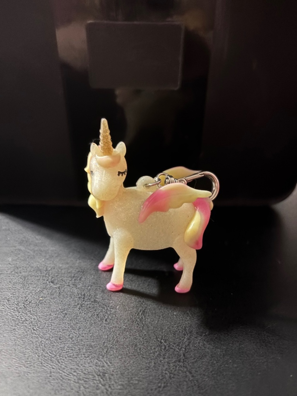 Unicorn hand Sanitäter holder